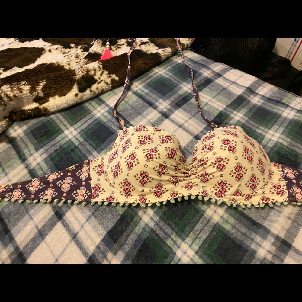 Swimsuit top